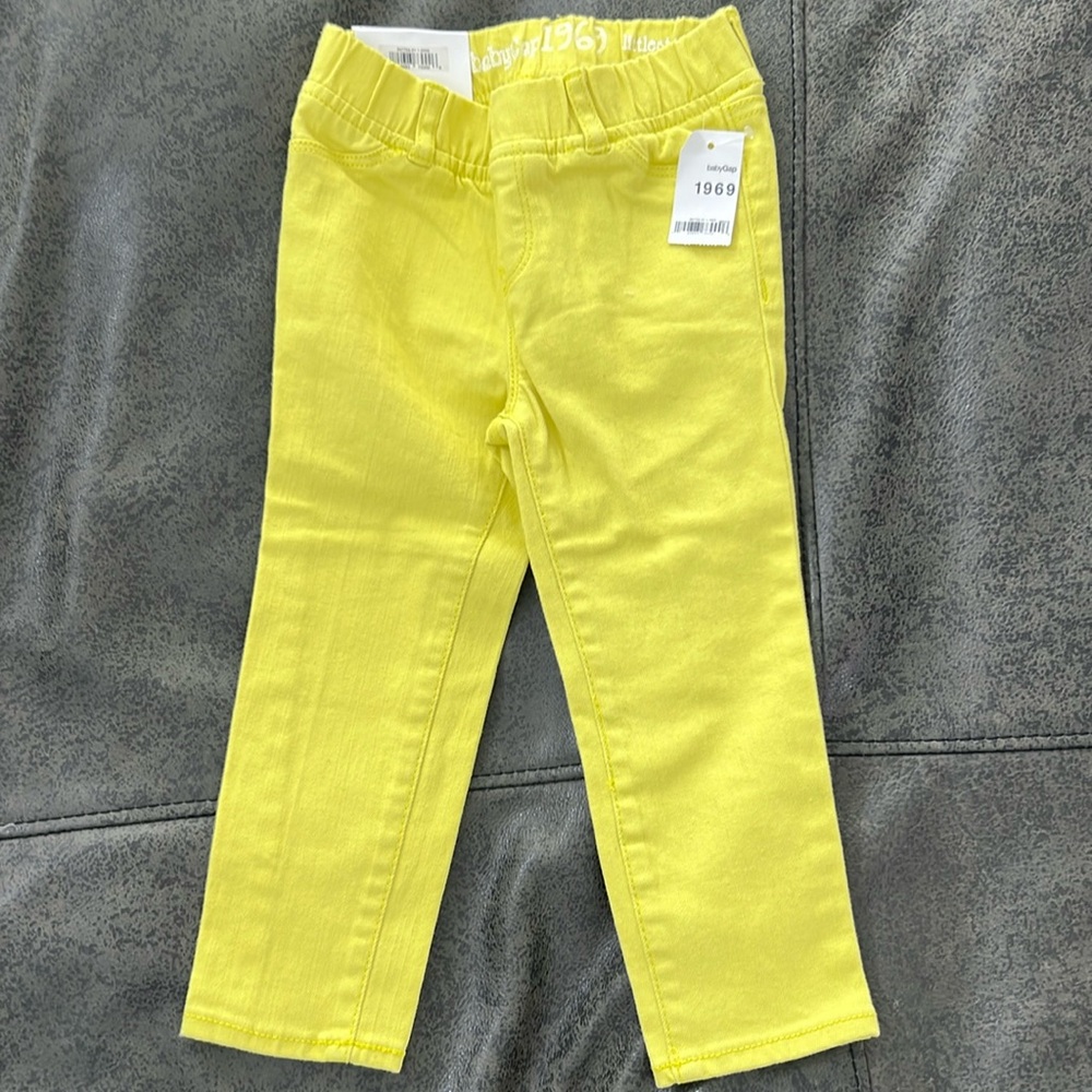NWT Baby Gap yellow legging jeans - size 3 yrs